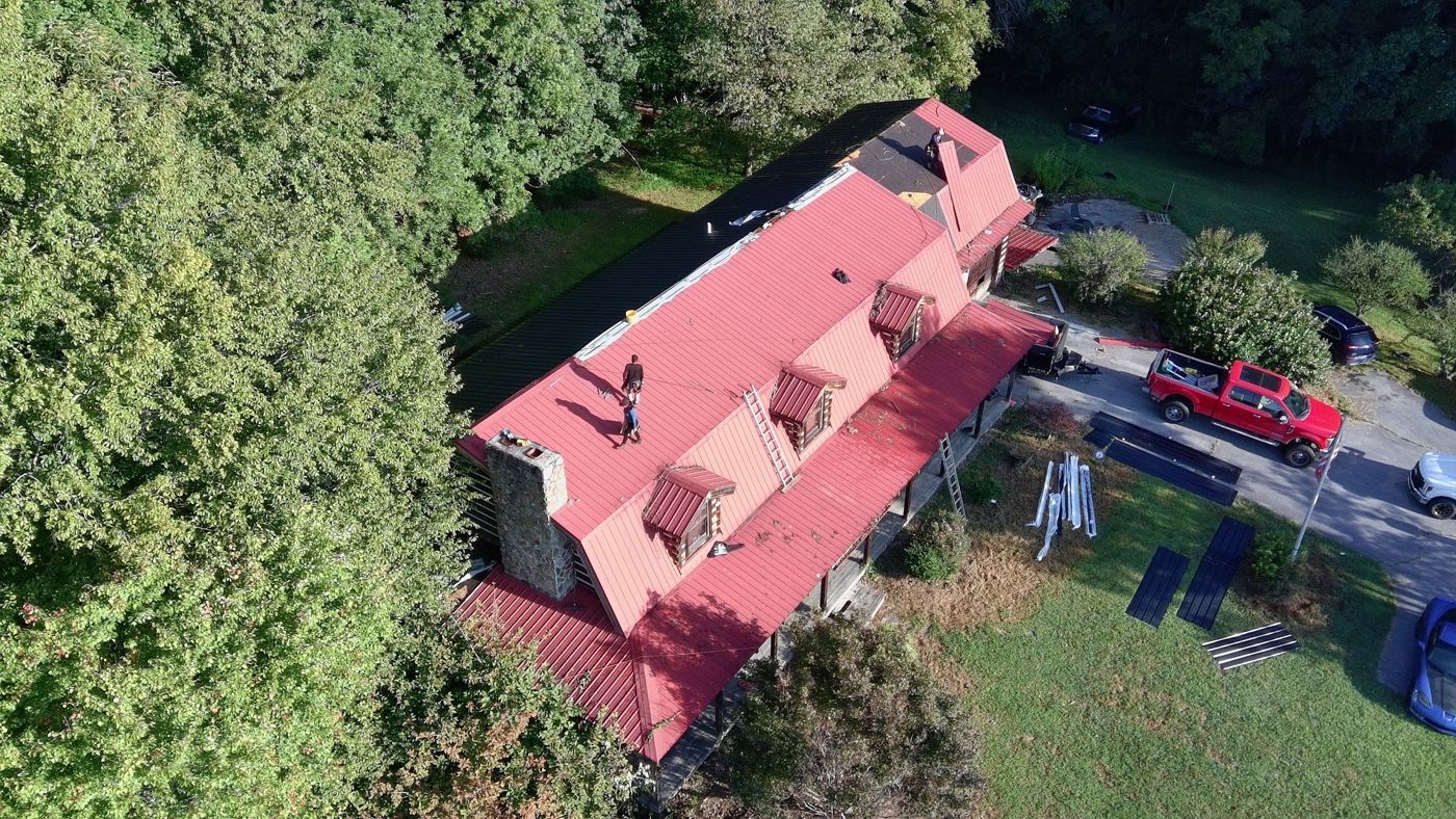 Metal Roof vs. Shingles: Which Is Right for Your Tri-Cities Home?
